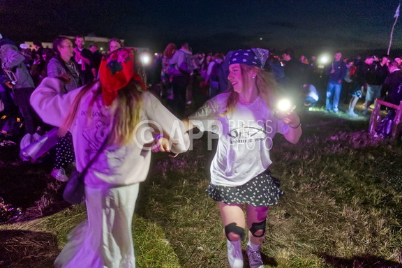 XXX Spotkanie Mlodziezy Lednica 2000 na Polach Lednickich